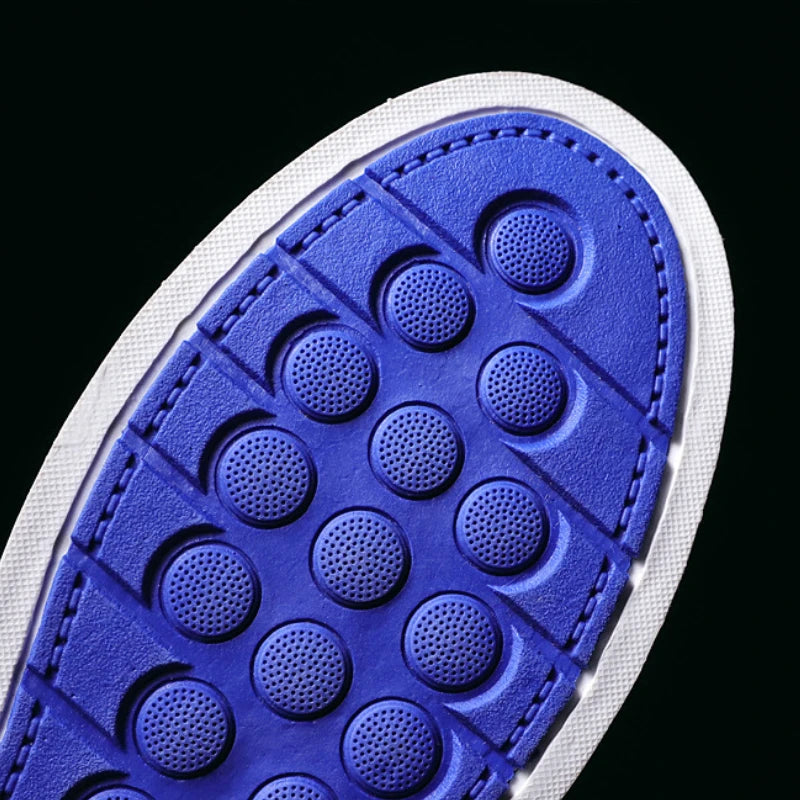 High Quality Men Sneakers Leather Outdoor Casual Shoes Lace-up Hot Sale Mens Vulcanized Shoes Trendy Men Shoes New Tenis Hombres